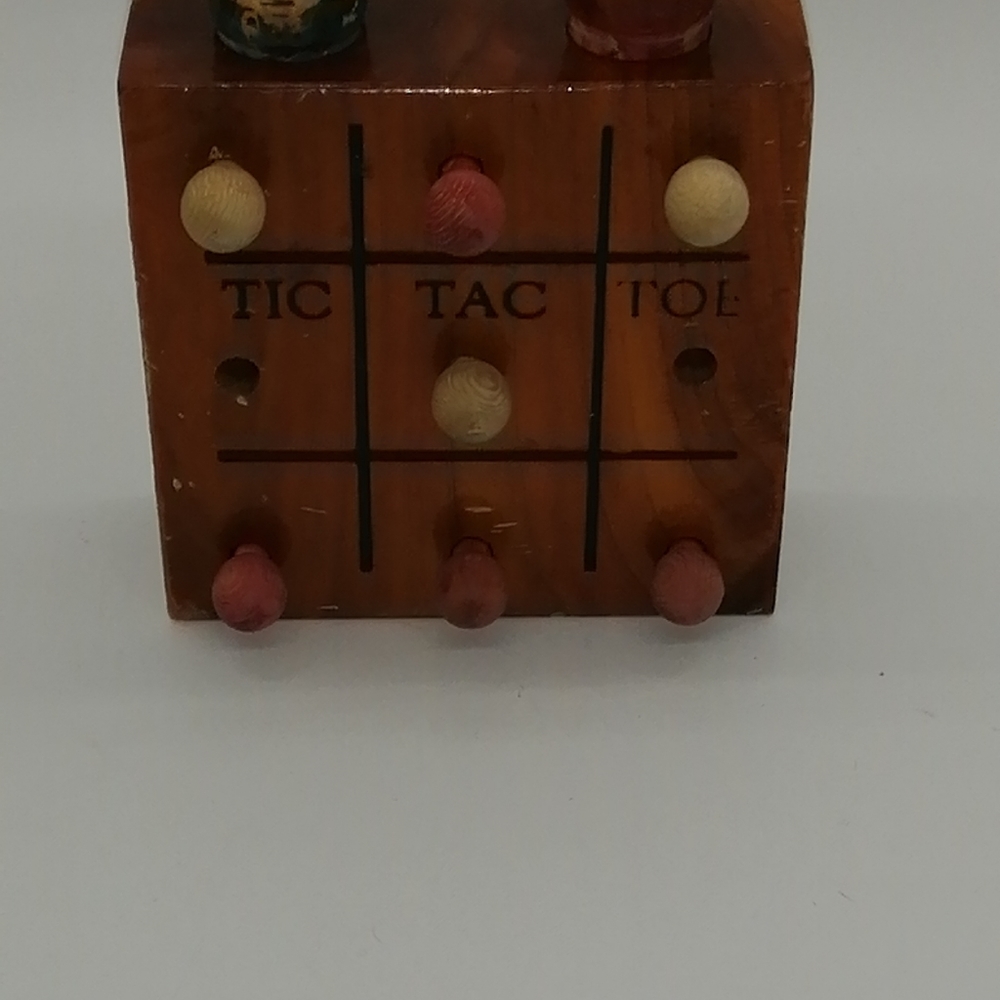 VTG. Travel Tic Tac Toe Game in Wood - Picture 11 of 14